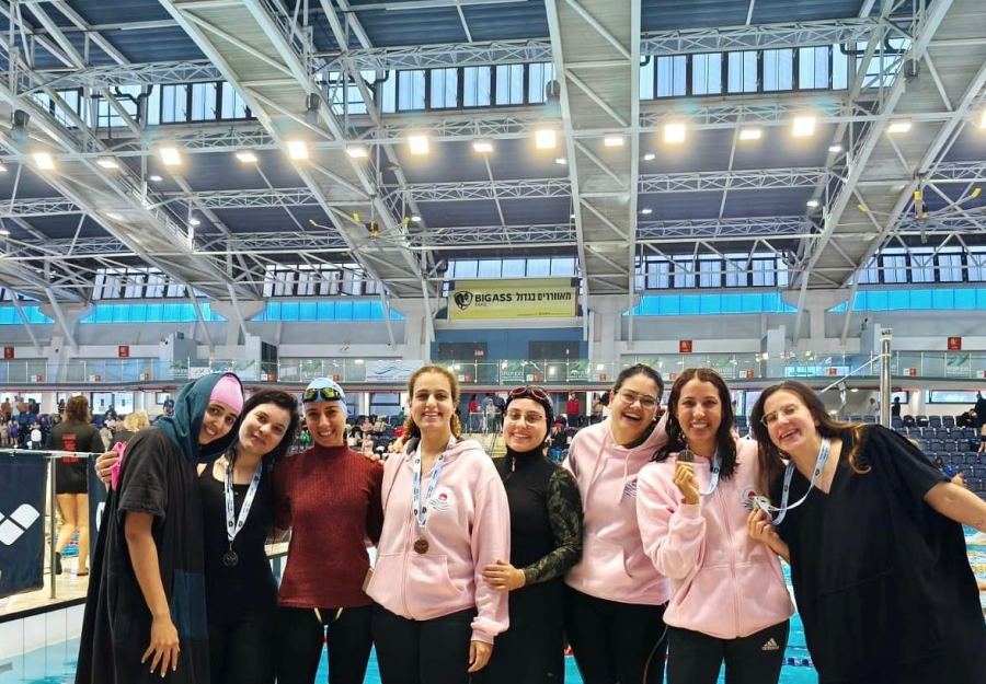 إنجازات لافتة لفريق “عالم السباحة” في بطولة الشتاء 2026 – فينجيت